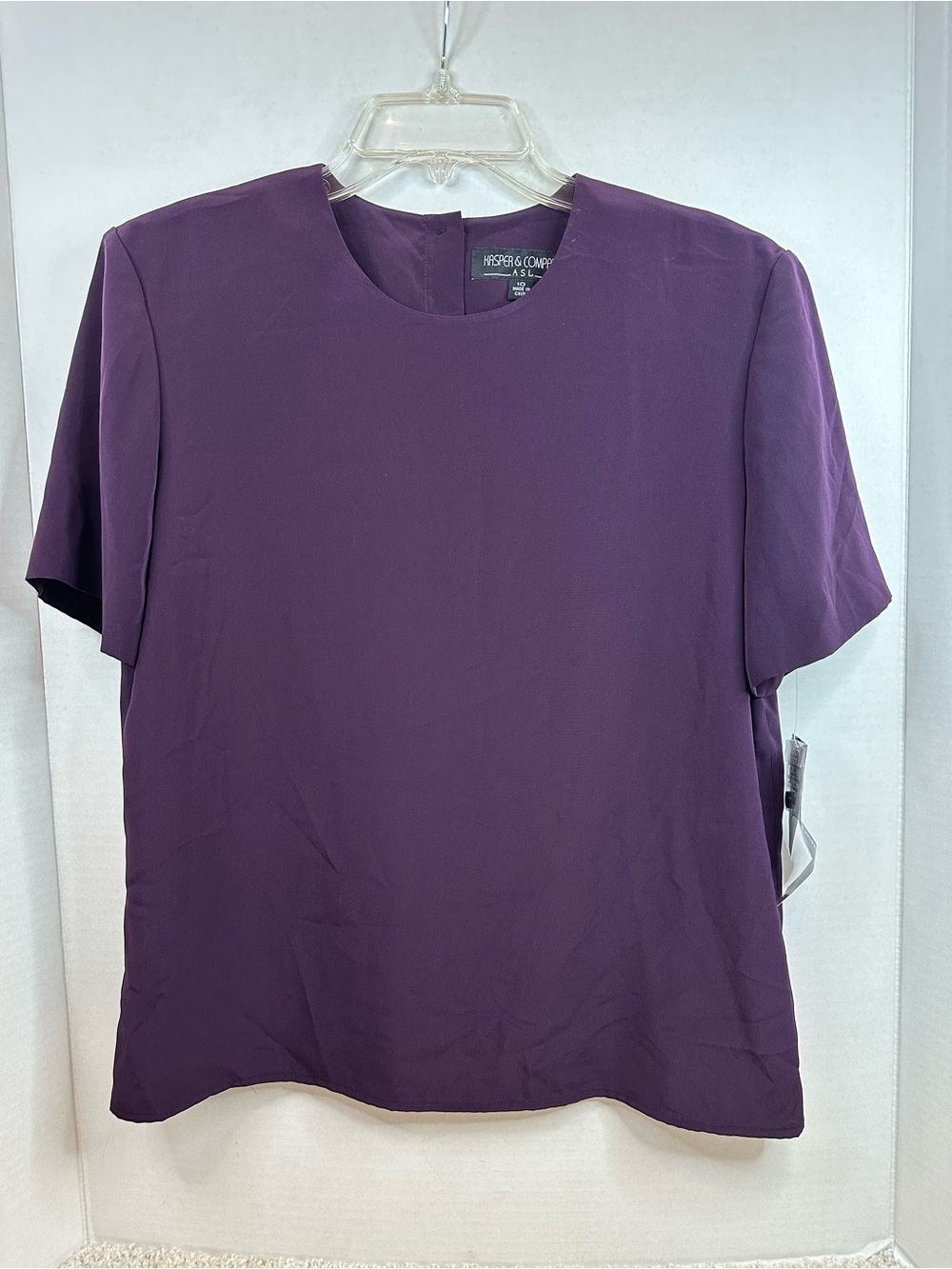 Kasper Plum Short Sleeve Round Neck Blouse, button back